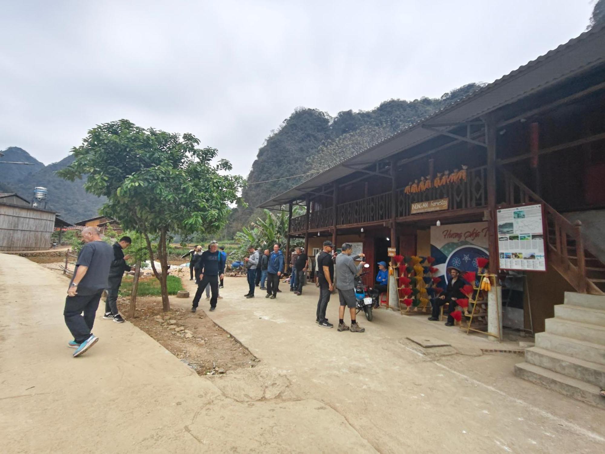 Nung An Homestay Quang Uyen Ngoại thất bức ảnh